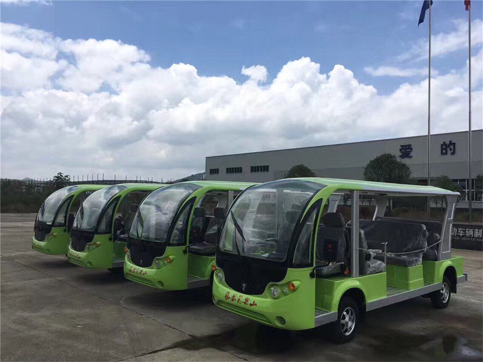 燃油观光车